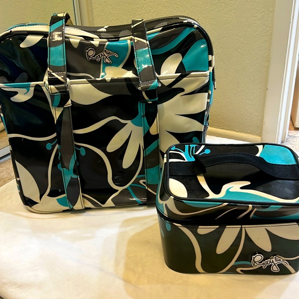 Vintage Roxy Hawaiian Weekender Luggage set!